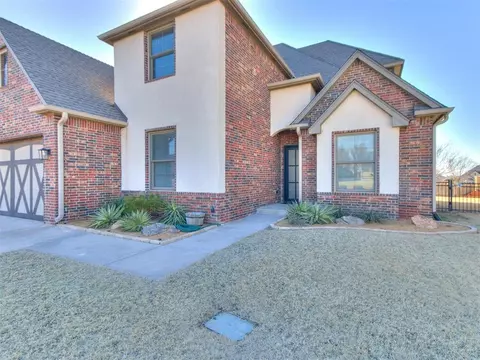 17137 Royal Troon Dr, Edmond, OK 73012