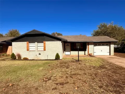 513 E Roh St, Thomas, OK 73669 photo 1