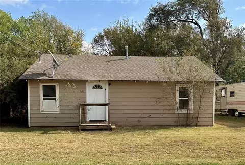 526 S Howard Ave, Elk City, OK 73644
