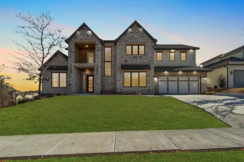 3008 Fountain Creek Dr, Edmond, OK 73034