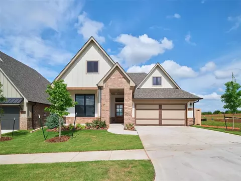 3719 Hardy Dr, Norman, OK 73069