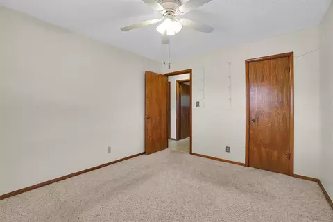 409 S Mockingbird Dr, Altus, OK 73521 photo 23
