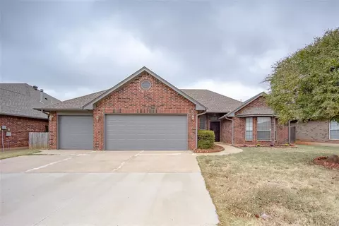 2025 Oxford St, Edmond, OK 73013