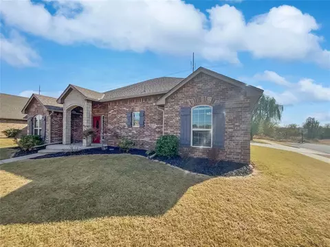 1616 NW 157th Cir, Edmond, OK 73013