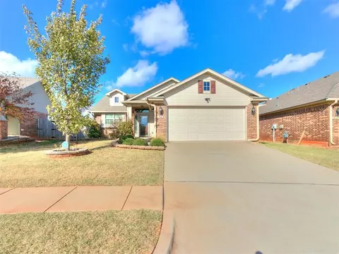 3416 Bear Mountain Dr, Norman, OK 73069
