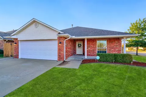 1923 River Birch Dr, Shawnee, OK 74804