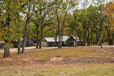 9 Trenton Cir, Mcloud, OK 74851 photo 3