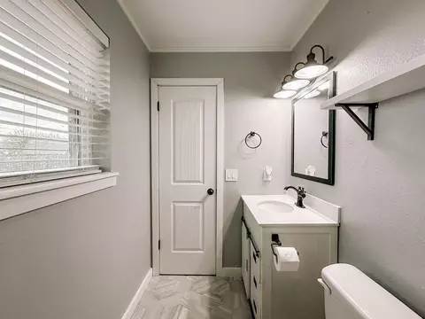 408 E Skyview Dr, Hinton, OK 73047 photo 31