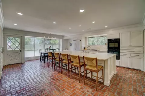 1604 English Dr, Shawnee, OK 74804