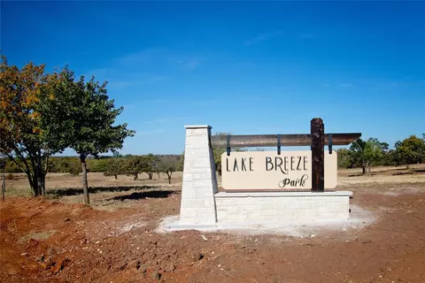6326 Lake Breeze Dr, Guthrie, OK 73044
