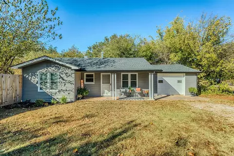 807 S Morgan Rd, Mustang, OK 73064