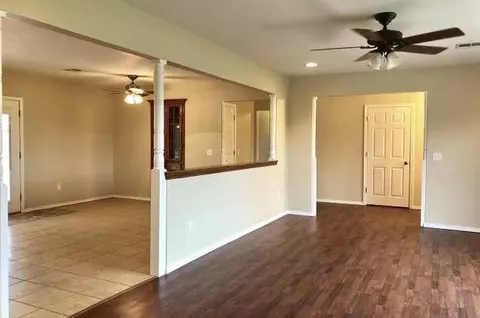 308 N Elm Creek Rd, Cushing, OK 74023 photo 10