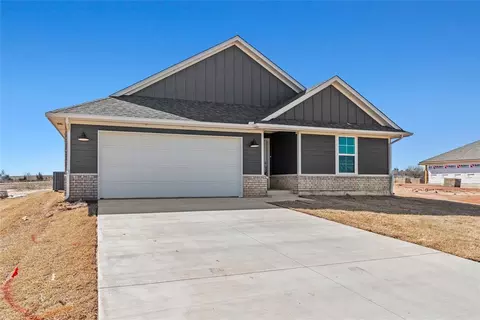 1935 Olive Ave, Tuttle, OK 73089 photo 2