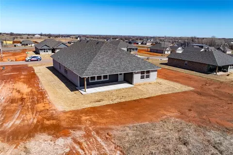 1935 Olive Ave, Tuttle, OK 73089 photo 32