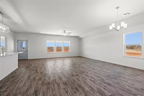 1935 Olive Ave, Tuttle, OK 73089 photo 6
