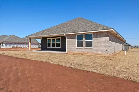 1935 Olive Ave, Tuttle, OK 73089 photo 25