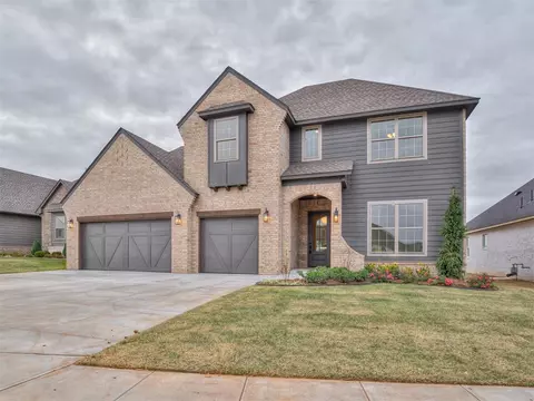 2209 Los Angeles Ave, Edmond, OK 73034