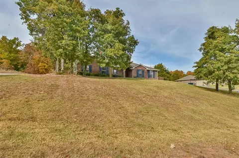 7301 Morning Song Dr, Oklahoma City, OK 73150