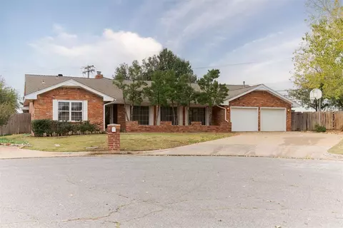 7205 Kingsridge Rd, Oklahoma City, OK 73132