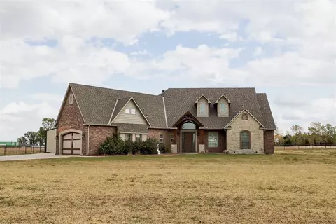 104 Mockingbird Ln, Tuttle, OK 73089