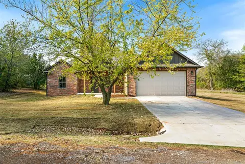 27031 Pine Cove Ct, Blanchard, OK 73010