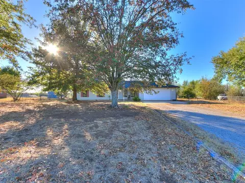 5704 Gabriel Dr, Shawnee, OK 74804
