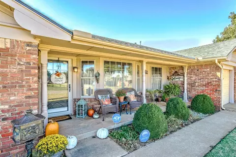 6917 N Ann Arbor Ter, Oklahoma City, OK 73132