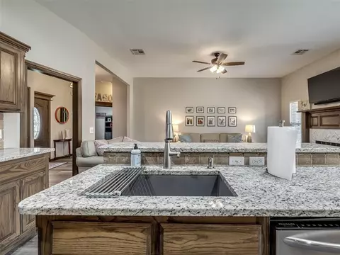 205 Alvie Dr, Tuttle, OK 73089 photo 17