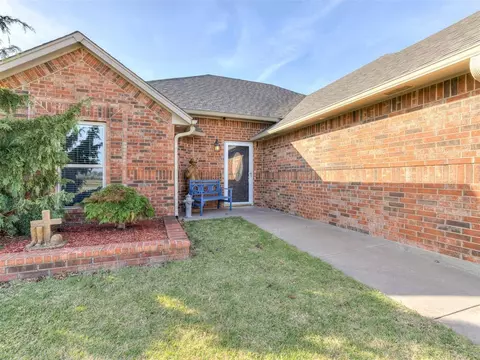 205 Alvie Dr, Tuttle, OK 73089 photo 3