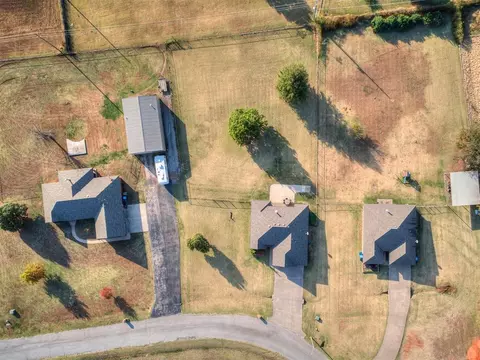 205 Alvie Dr, Tuttle, OK 73089 photo 44
