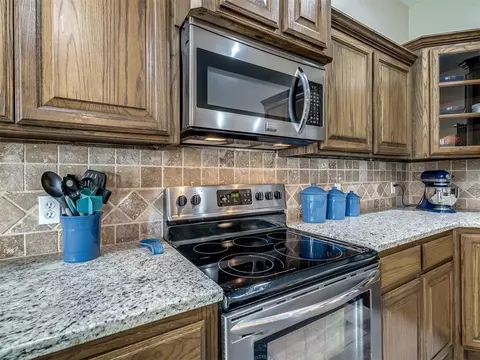 205 Alvie Dr, Tuttle, OK 73089 photo 18