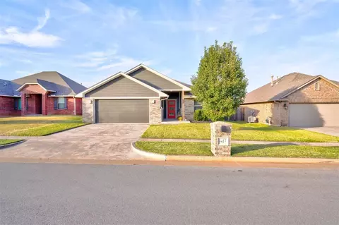 9417 NW 89th St, Yukon, OK 73099