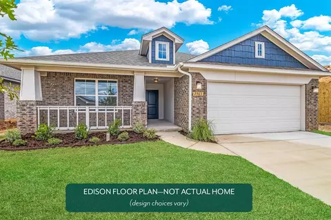 323 Woodrock St, Harrah, OK 73045