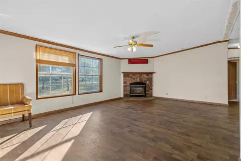 121 Englebretson Ln, Tuttle, OK 73089 photo 8
