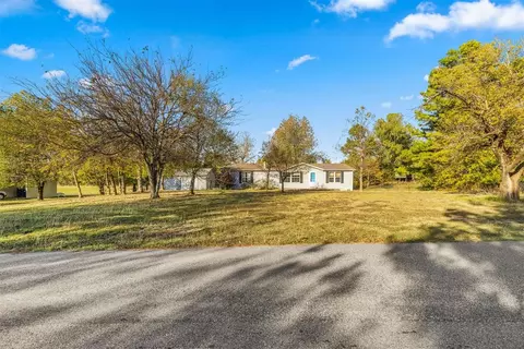 121 Englebretson Ln, Tuttle, OK 73089