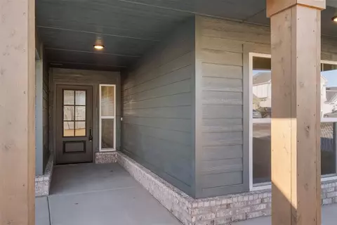 15901 Flint Dr, Moore, OK 73170 photo 3