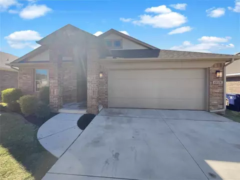 6828 NW 155th St, Edmond, OK 73013