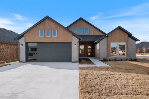 15801 Flint Dr, Moore, OK 73170 photo 2