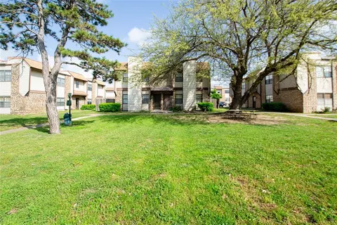 401 SE 12th Ave #196, Norman, OK 73071