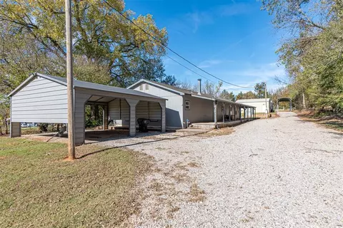 6301 E Rock Creek Rd, Norman, OK 73026