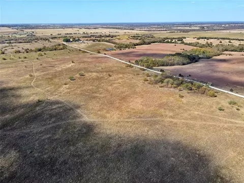 7 Freeny Valley Rd, Caddo, OK 74729