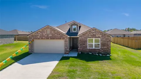 500 E Oak Tree Ave, Perkins, OK 74059 photo 2