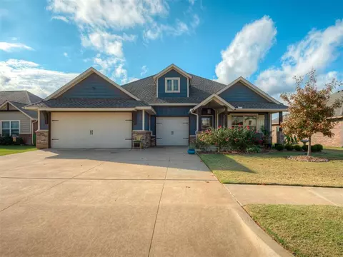 16005 Villa Valeria Way, Edmond, OK 73013