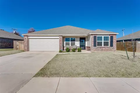 10701 SW 22 St, Yukon, OK 73099