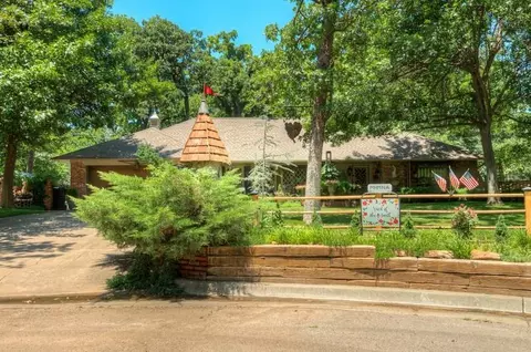 4945 NW 35th St, Oklahoma City, OK 73122
