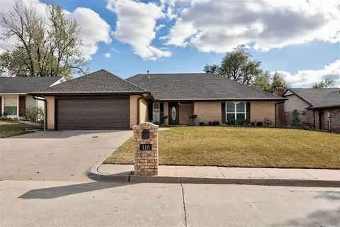 316 W Grand Teton Ct, Yukon, OK 73099