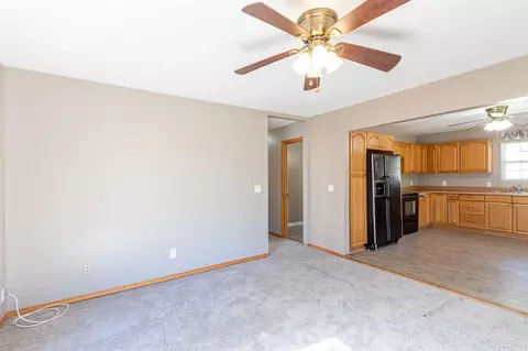 327 N Canadian Ave, Purcell, OK 73080