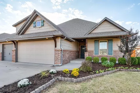 713 Windy Ln, Yukon, OK 73099