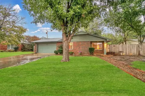 612 Sky Cir, Altus, OK 73521