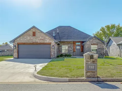 732 NW 110th St, Oklahoma City, OK 73114
